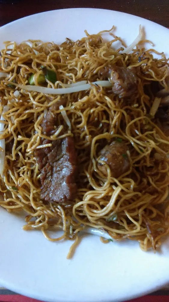 Cantonese Beef Chow Mein